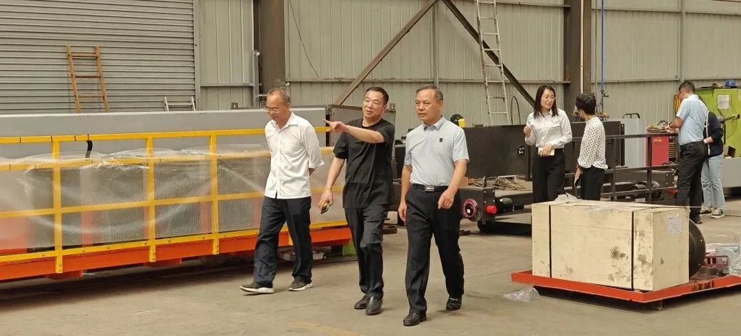 熱烈歡迎省市場(chǎng)監(jiān)督管理局認(rèn)證處史明甫處長(zhǎng)等一行蒞臨東起集團(tuán)考察調(diào)研！